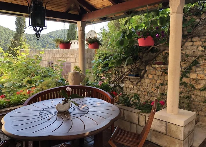 Flower House - Lapad