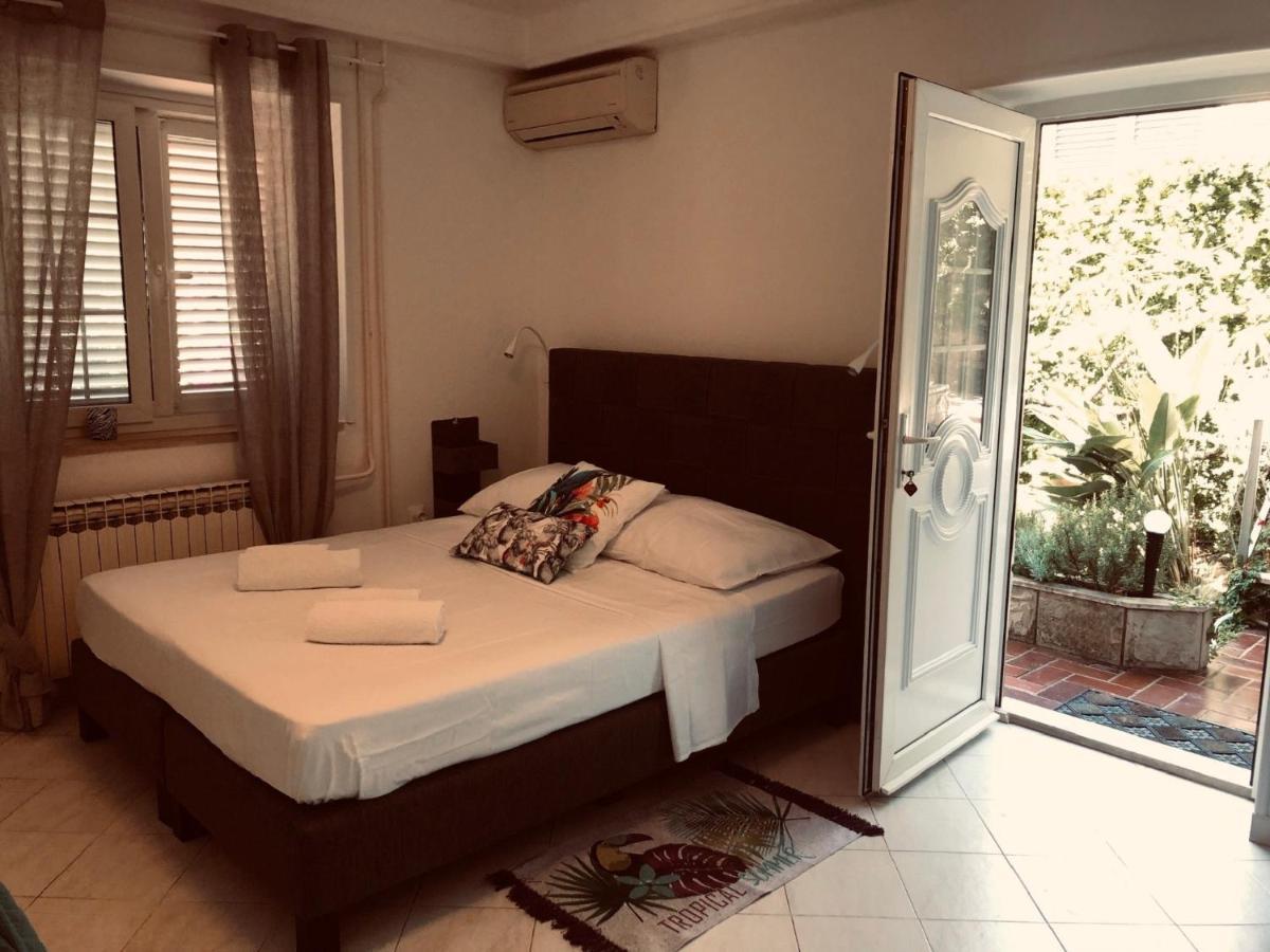 Flower House - Lapad 3*